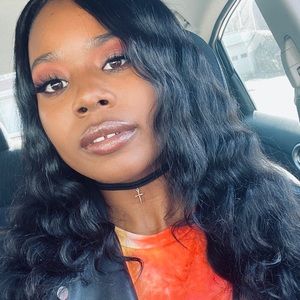 Meet your Posher, Ciara